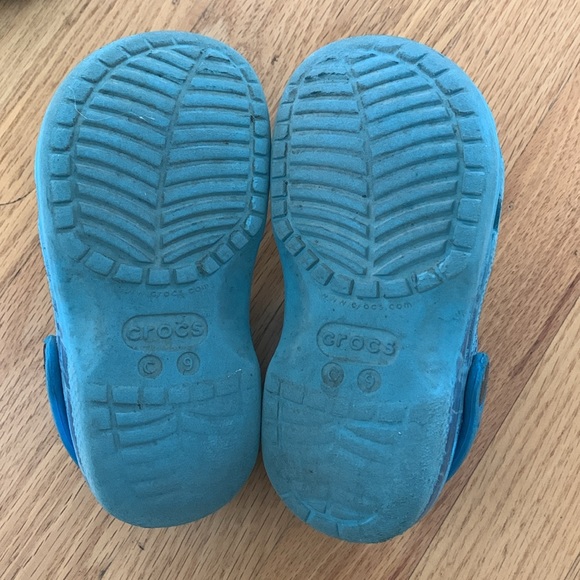 Marble blue Crocs - toddler size 9 - Picture 2 of 8